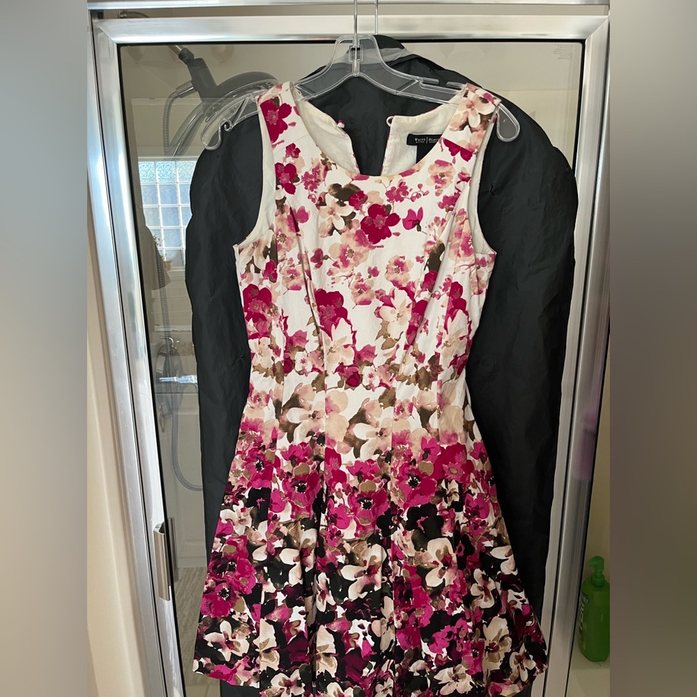 White House, black market floral A-line party dress￼